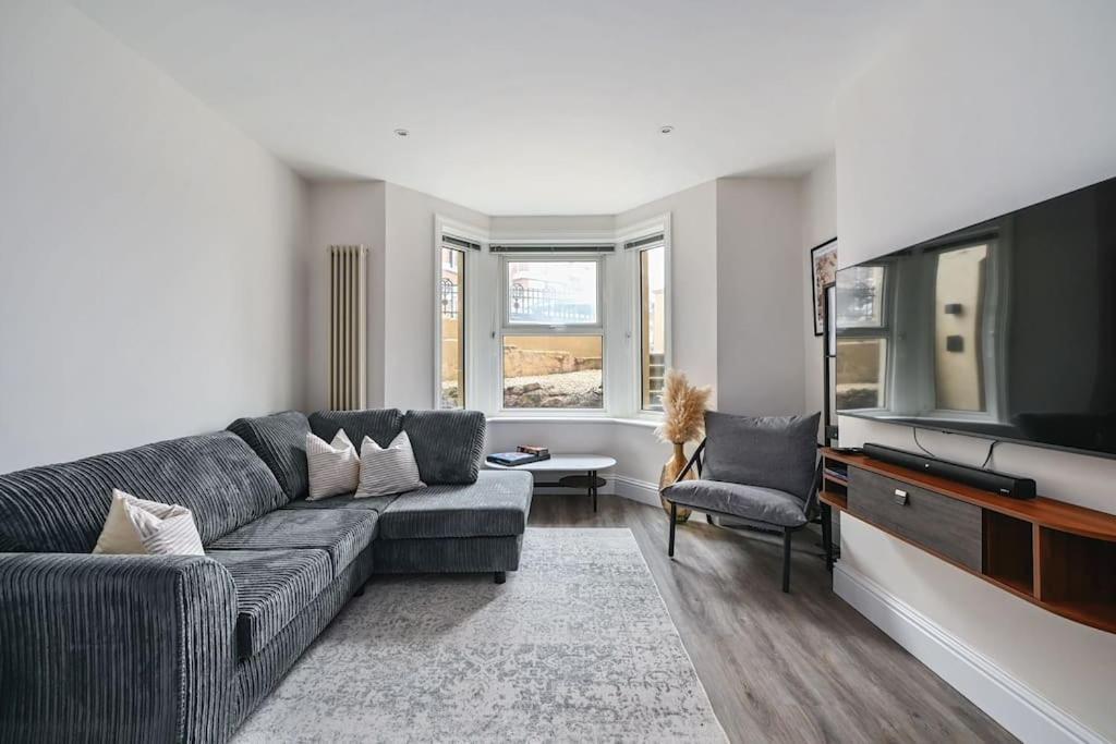 Stunning Spacious Duplex With Garden 141A Hastings Dış mekan fotoğraf